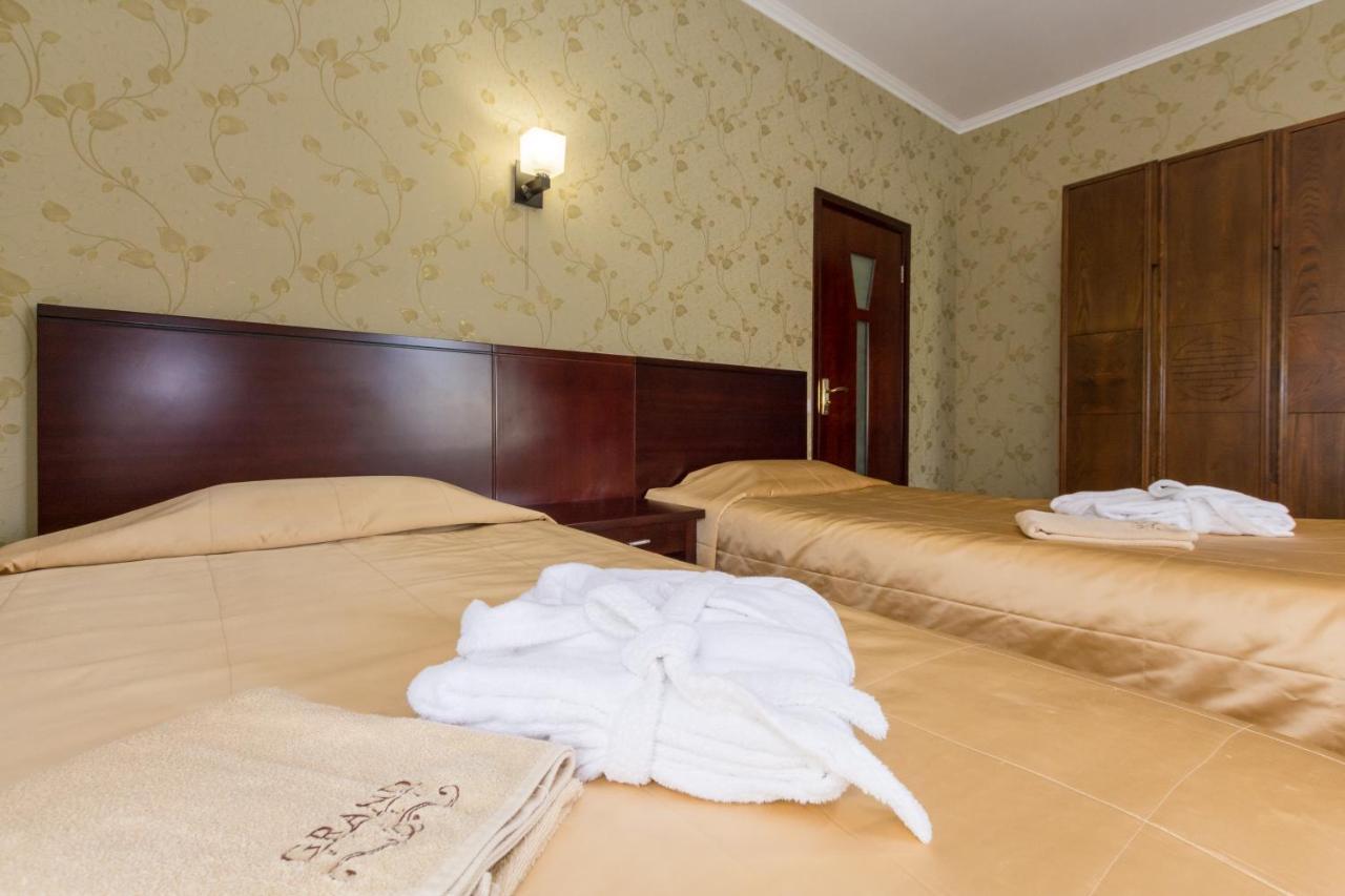 Villa Grand Skhidnytsia Dış mekan fotoğraf